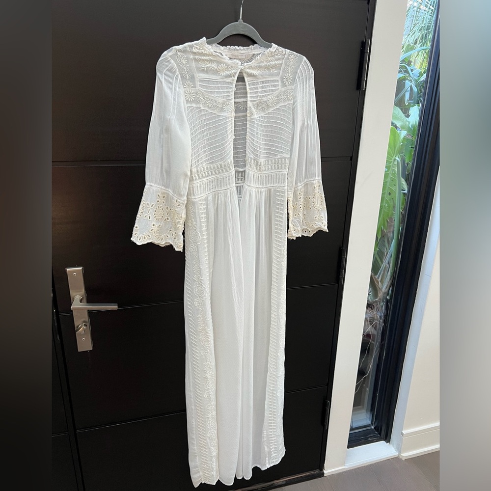 Zara Elegant White Lace Maxi Dress